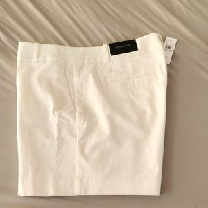 NWT ANN TAYLOR size 12 Metro Shorts